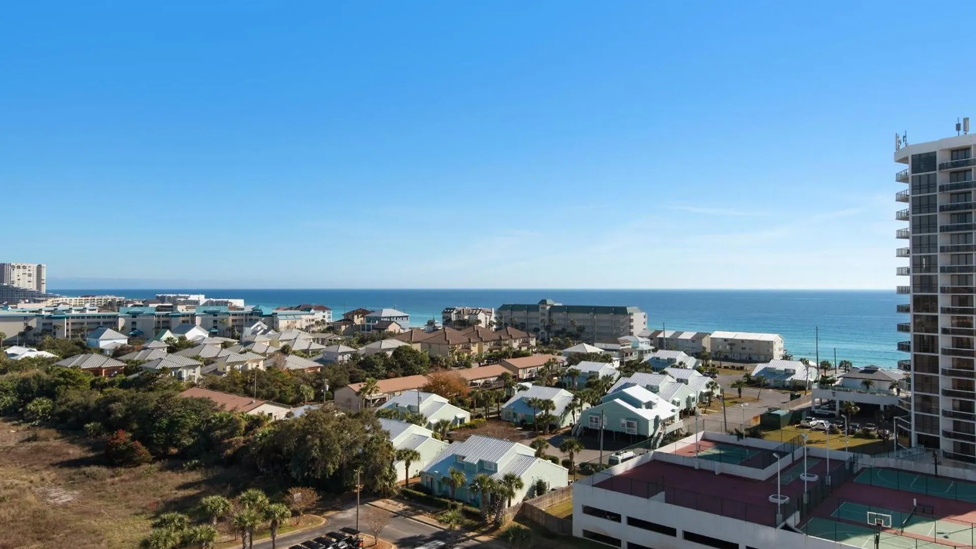 Ariel Dunes I 1001 Destin 0*,